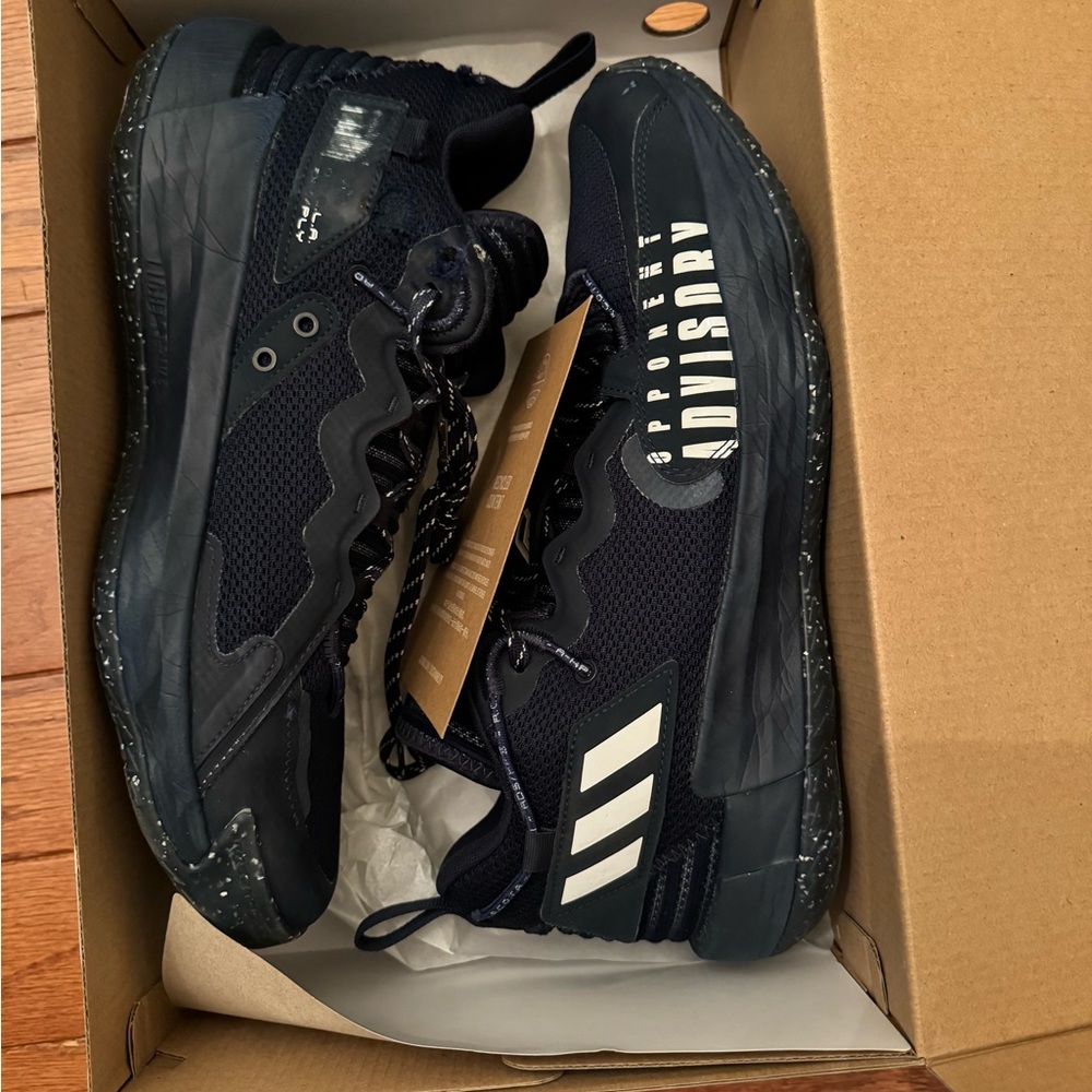 Dame 7 Extply Basketball Sneaker - Size 13 - IOB